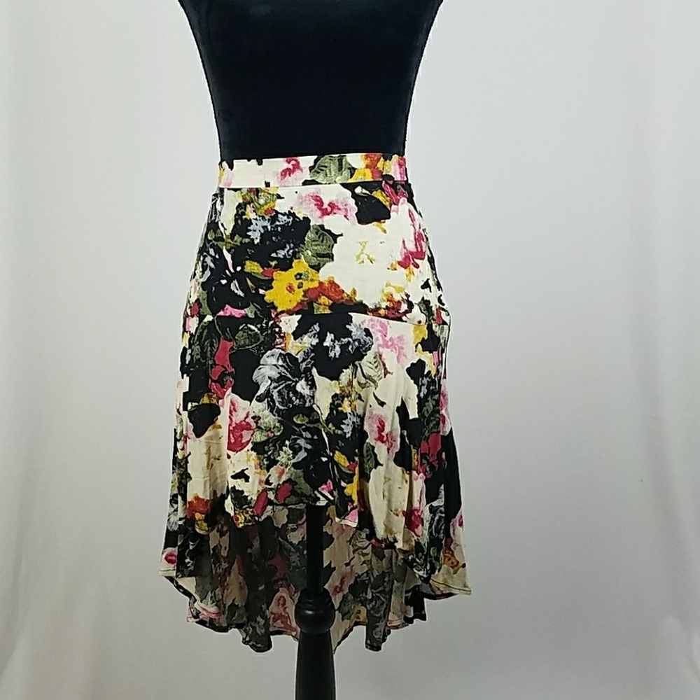 Kimchi Blue Urban Outfitter women 0 skirt floral hi-low Asymmetrical